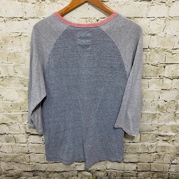 On The Byas Gray 3/4 Sleeve Patterned Pocket Baseball T Shirt - Picture 3 of 4
